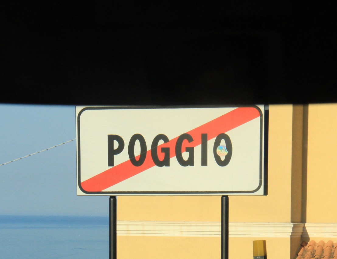 CE76D7D9-2308-4EE4-8ECE-92C378960264